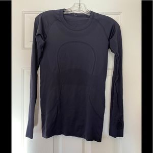 lululemon navy swiftly tech long sleeve